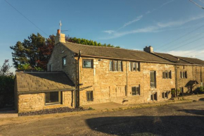 Luxury traditional stone farmhouse in Saddleworth